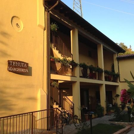 Gasthaus Tenuta Margherita Saló Exterior foto